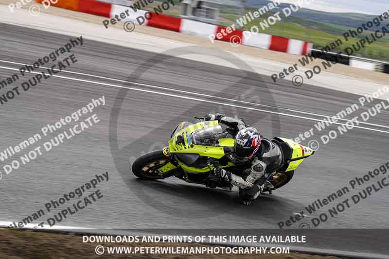 cadwell no limits trackday;cadwell park;cadwell park photographs;cadwell trackday photographs;enduro digital images;event digital images;eventdigitalimages;navarra;no limits trackdays;peter wileman photography;racing digital images;trackday digital images;trackday photos